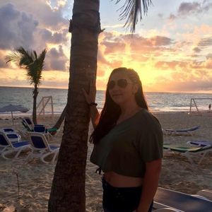 Meet your Posher, Sabrina